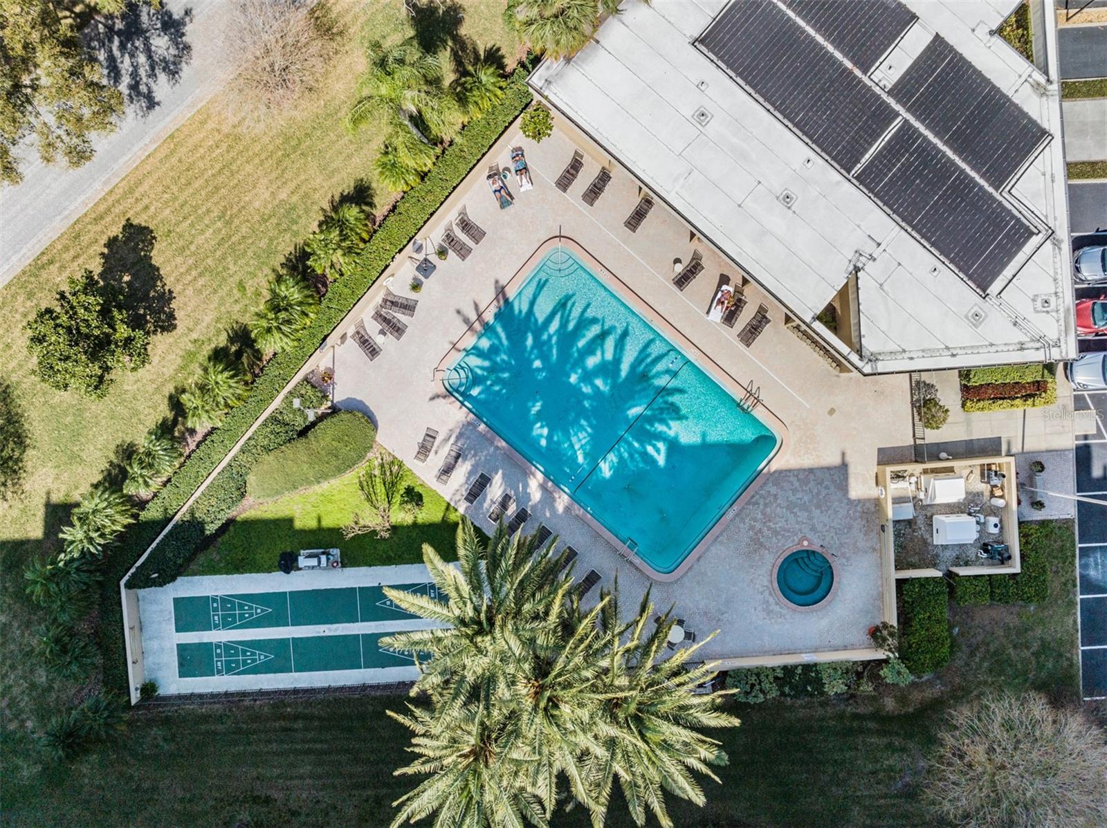 Image 37 of 50 For 2620 Cove Cay Drive 107