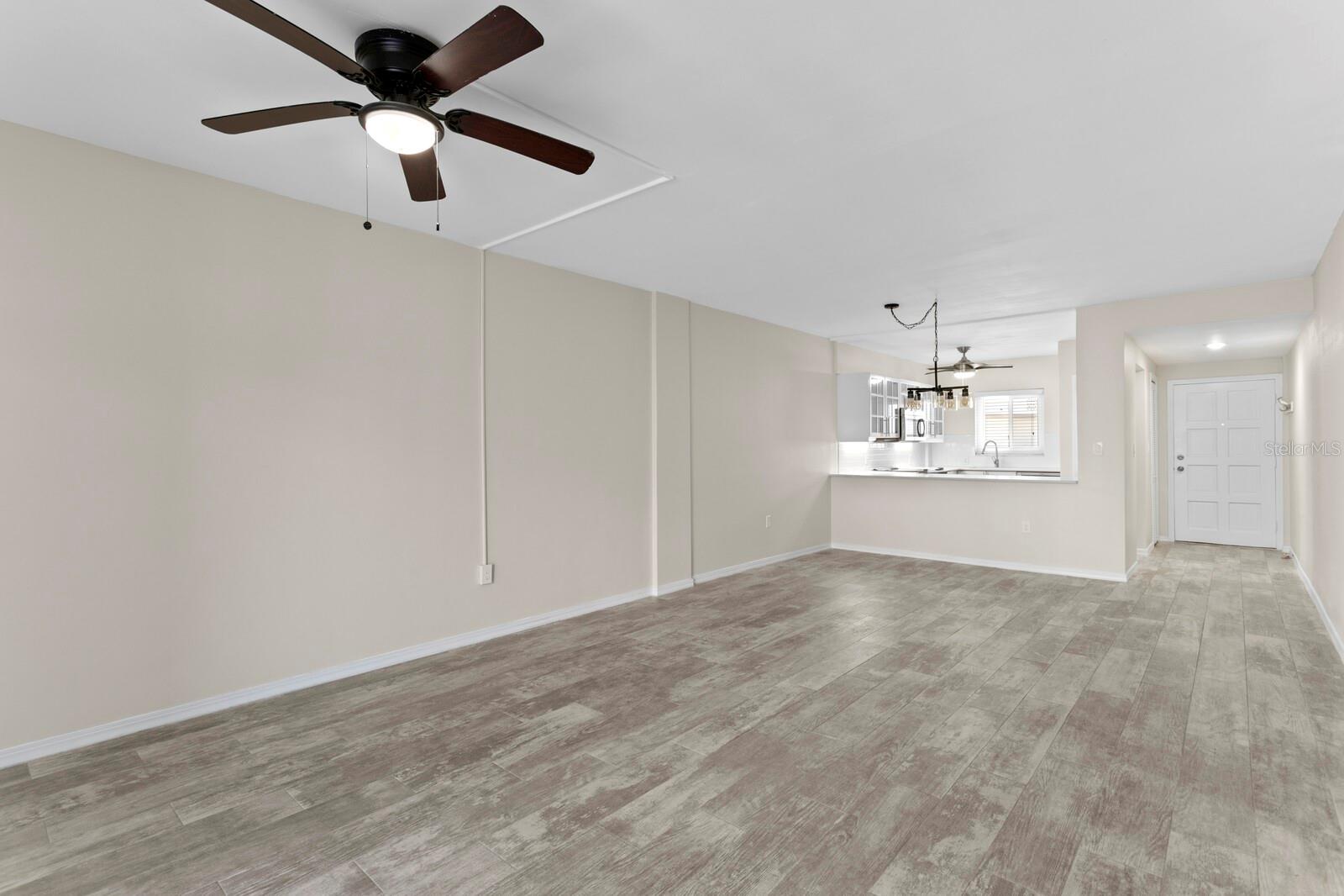 Image 11 of 37 For 1200 Shore Drive Ne 316