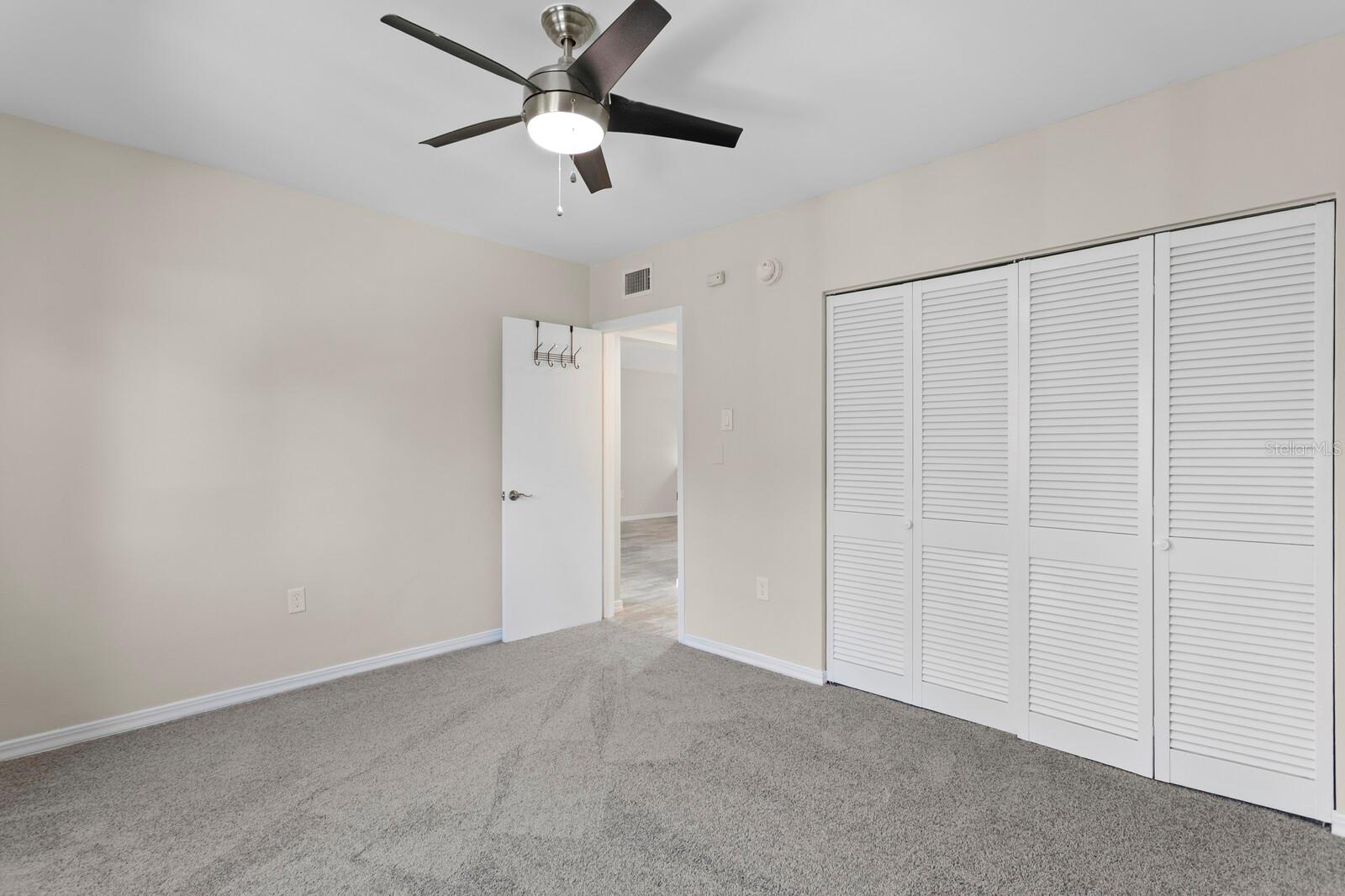 Image 22 of 37 For 1200 Shore Drive Ne 316