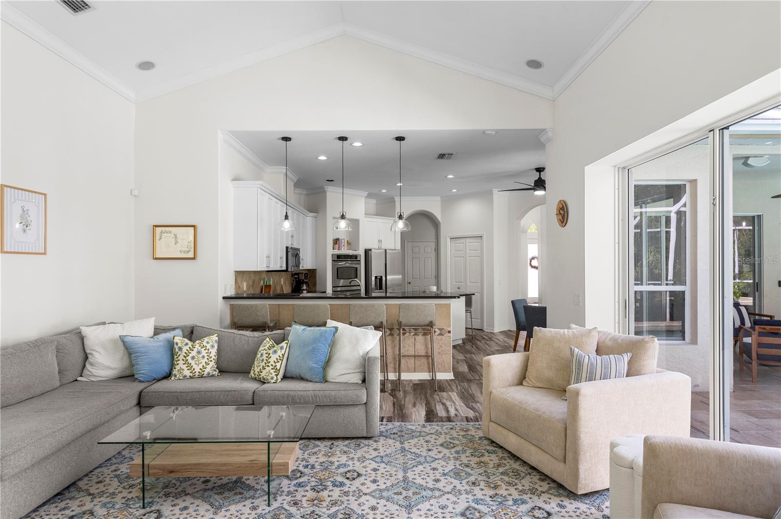 Image 19 of 94 For 16303 Heathrow Drive