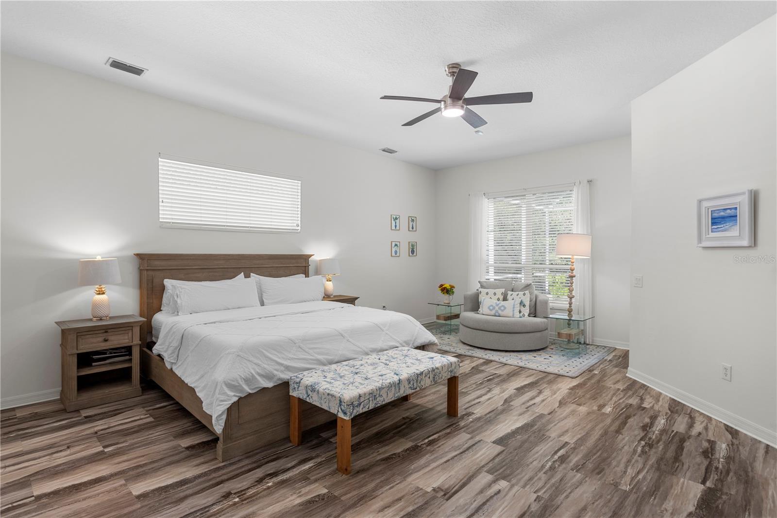 Image 29 of 94 For 16303 Heathrow Drive