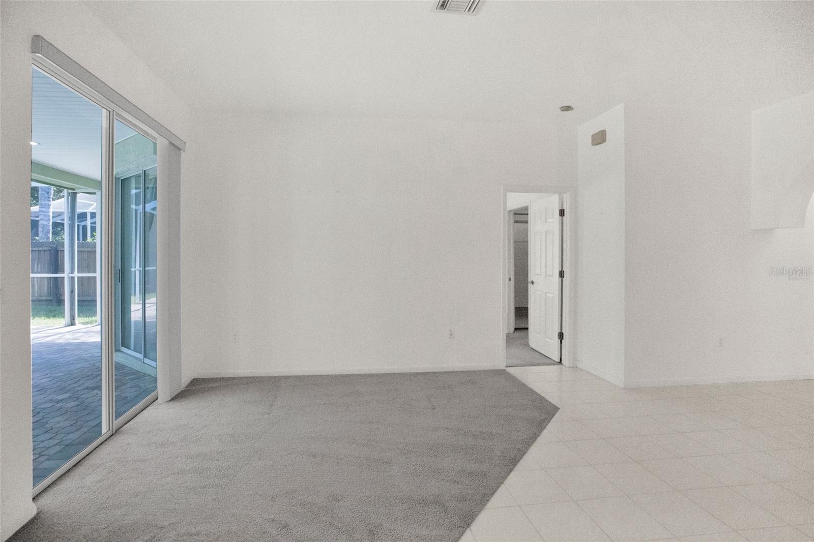 Image 14 of 93 For 4405 Worthington Circle