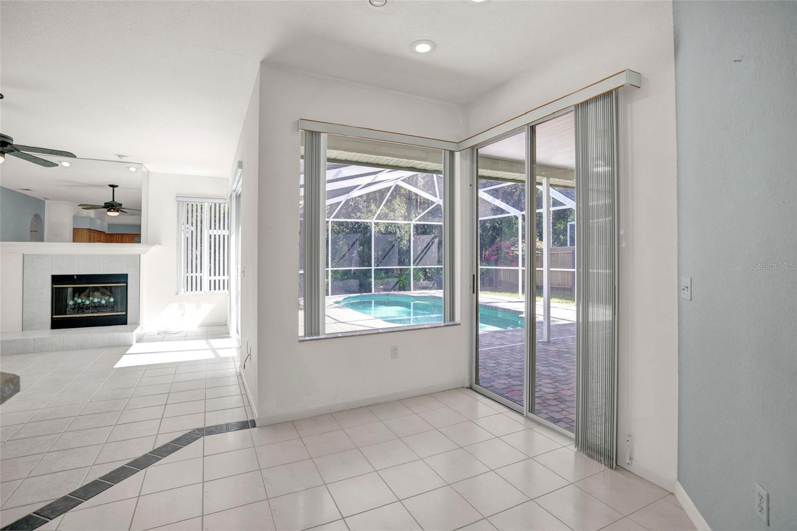 Image 19 of 93 For 4405 Worthington Circle