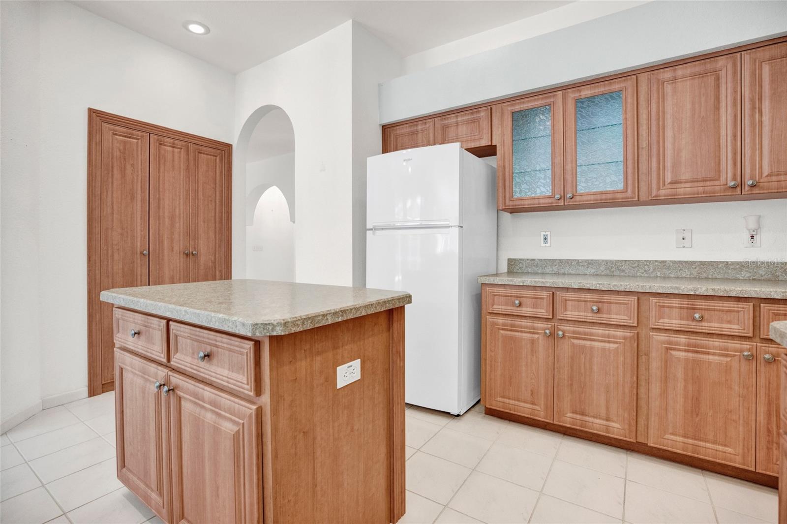 Image 29 of 93 For 4405 Worthington Circle