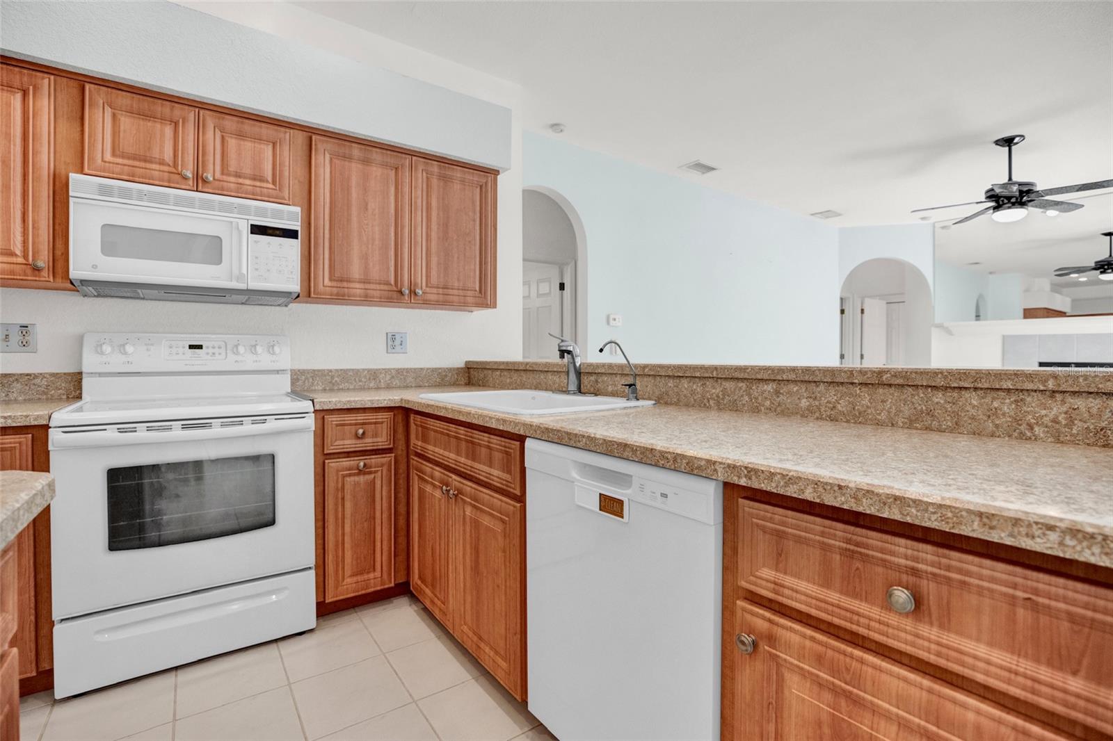 Image 32 of 93 For 4405 Worthington Circle