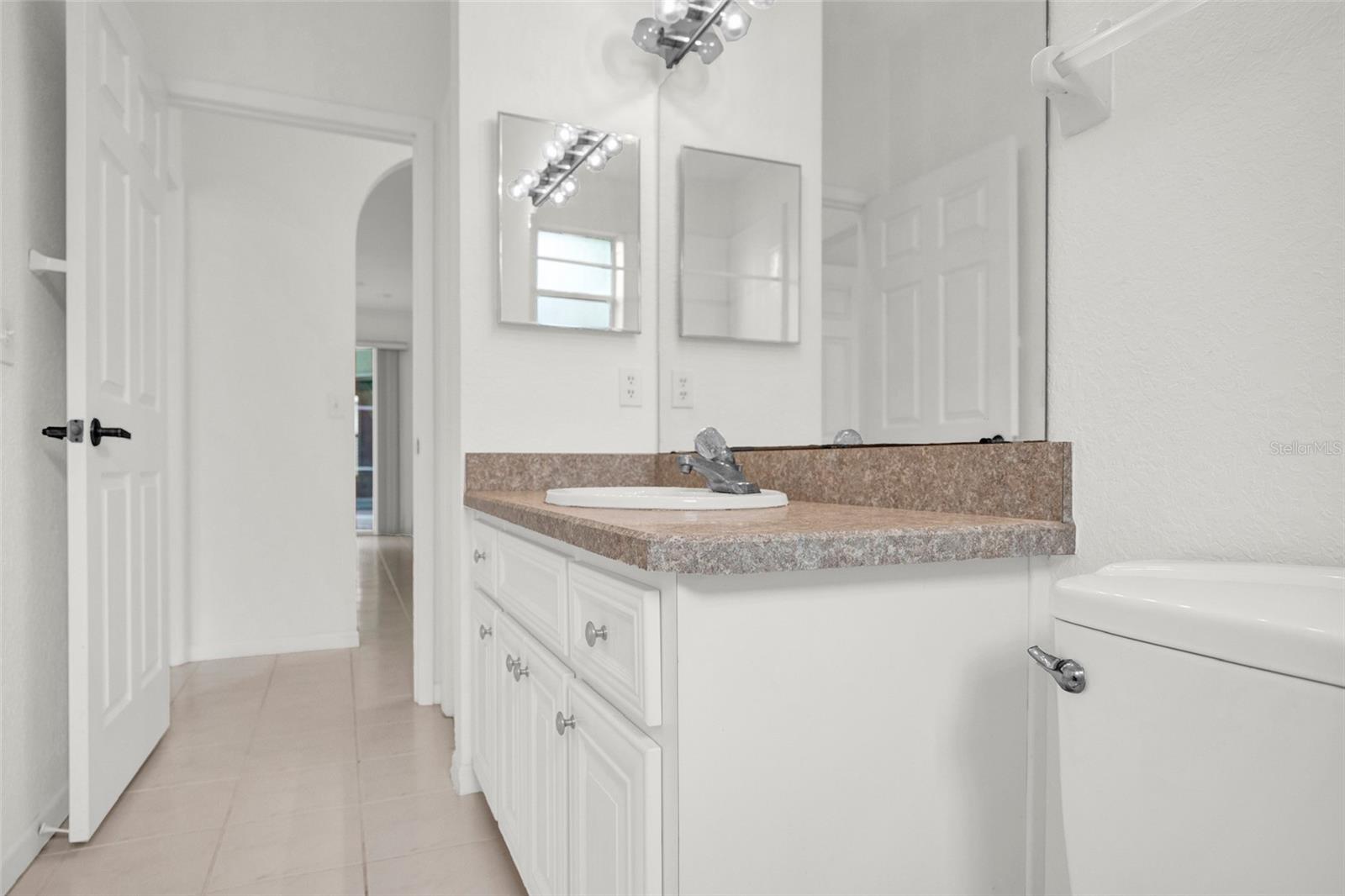 Image 53 of 93 For 4405 Worthington Circle