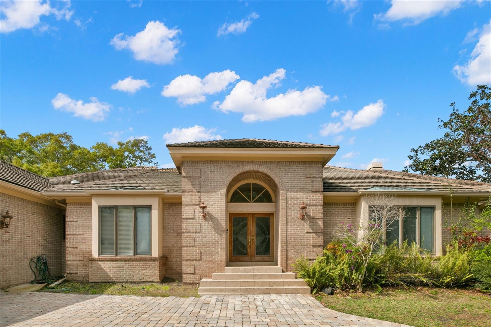 Details for 3498 Shoreline Circle, PALM HARBOR, FL 34684
