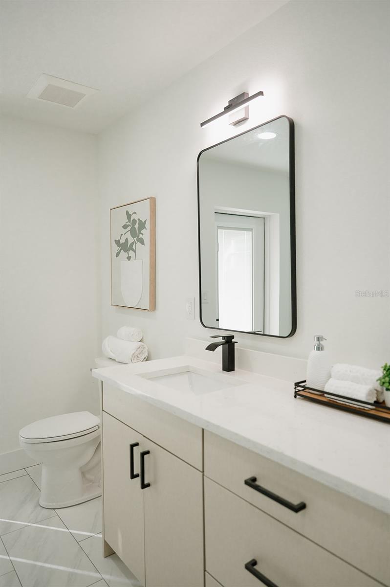 Image 28 of 56 For 909 Lake Charles Circle