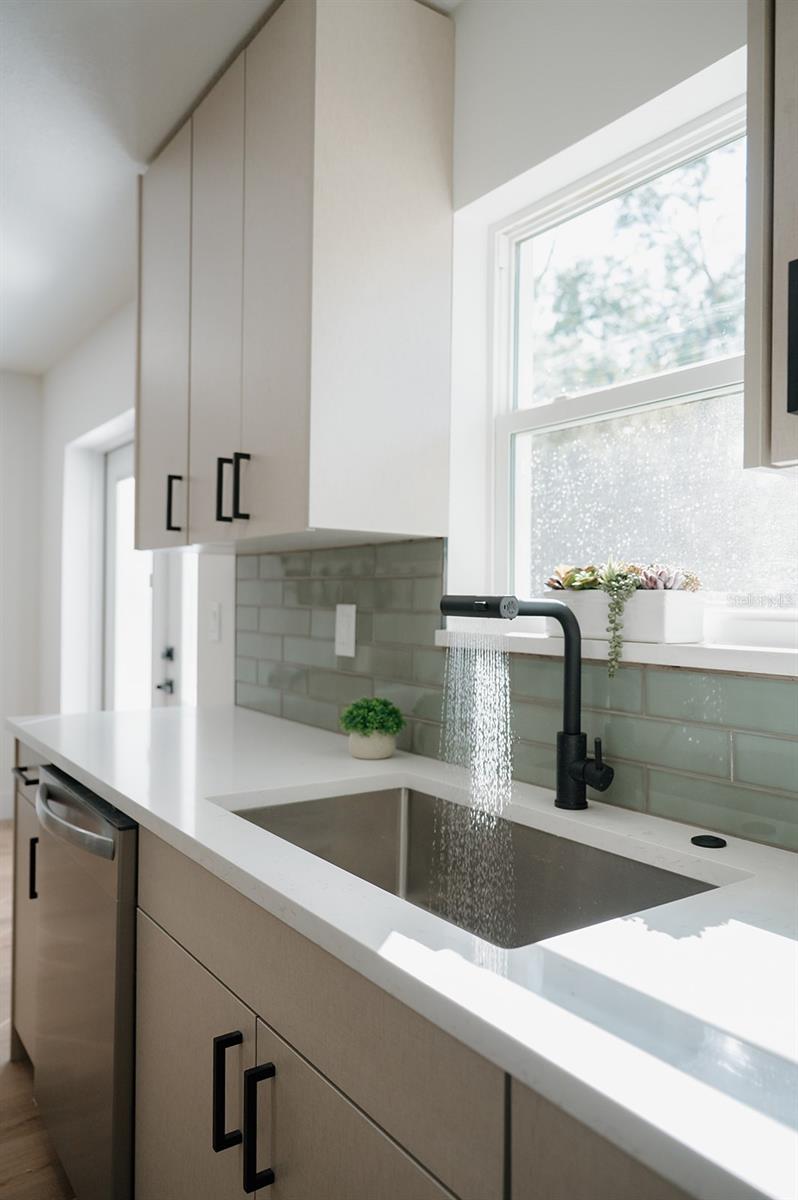 Image 35 of 56 For 909 Lake Charles Circle