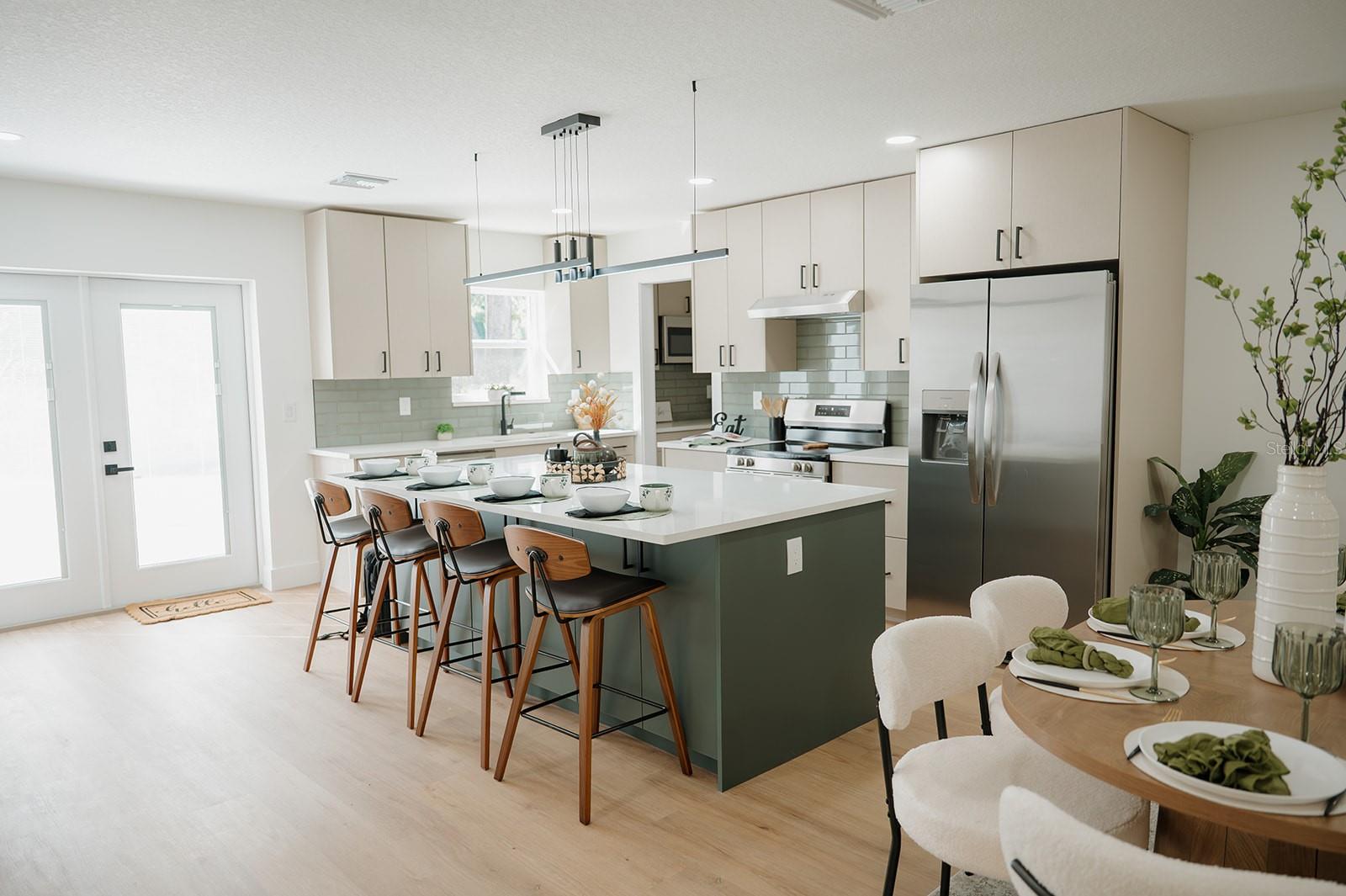 Image 9 of 56 For 909 Lake Charles Circle