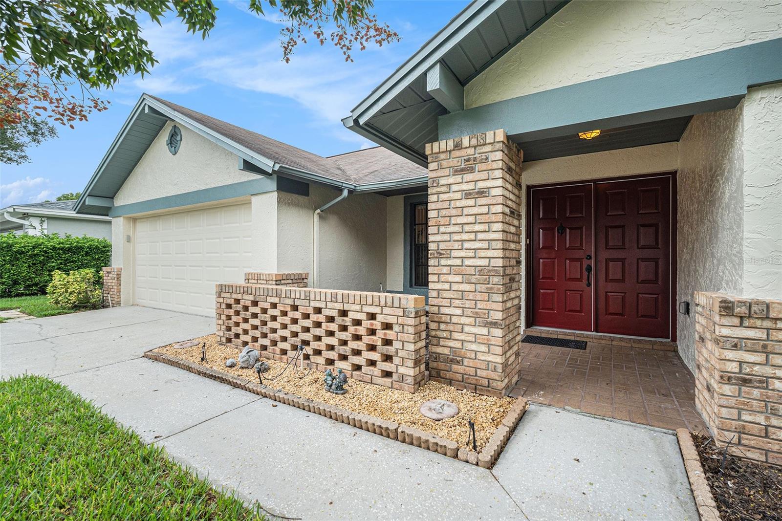 Image 4 of 36 For 1741 Shady Leaf Drive