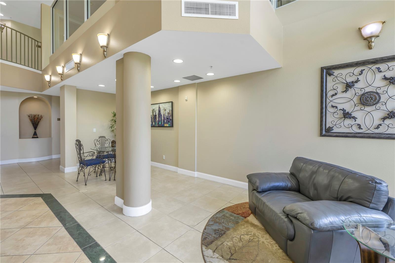 Image 6 of 45 For 750 4th Avenue S 401h