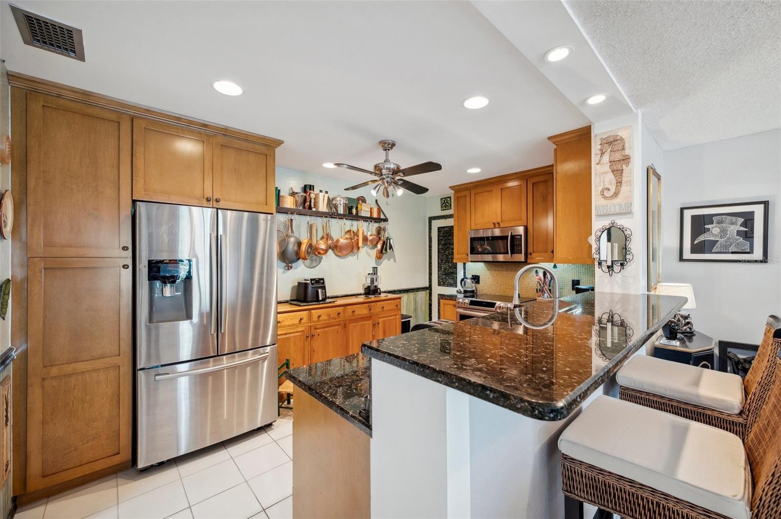 Image 19 of 69 For 100 Bluff View Drive 104a