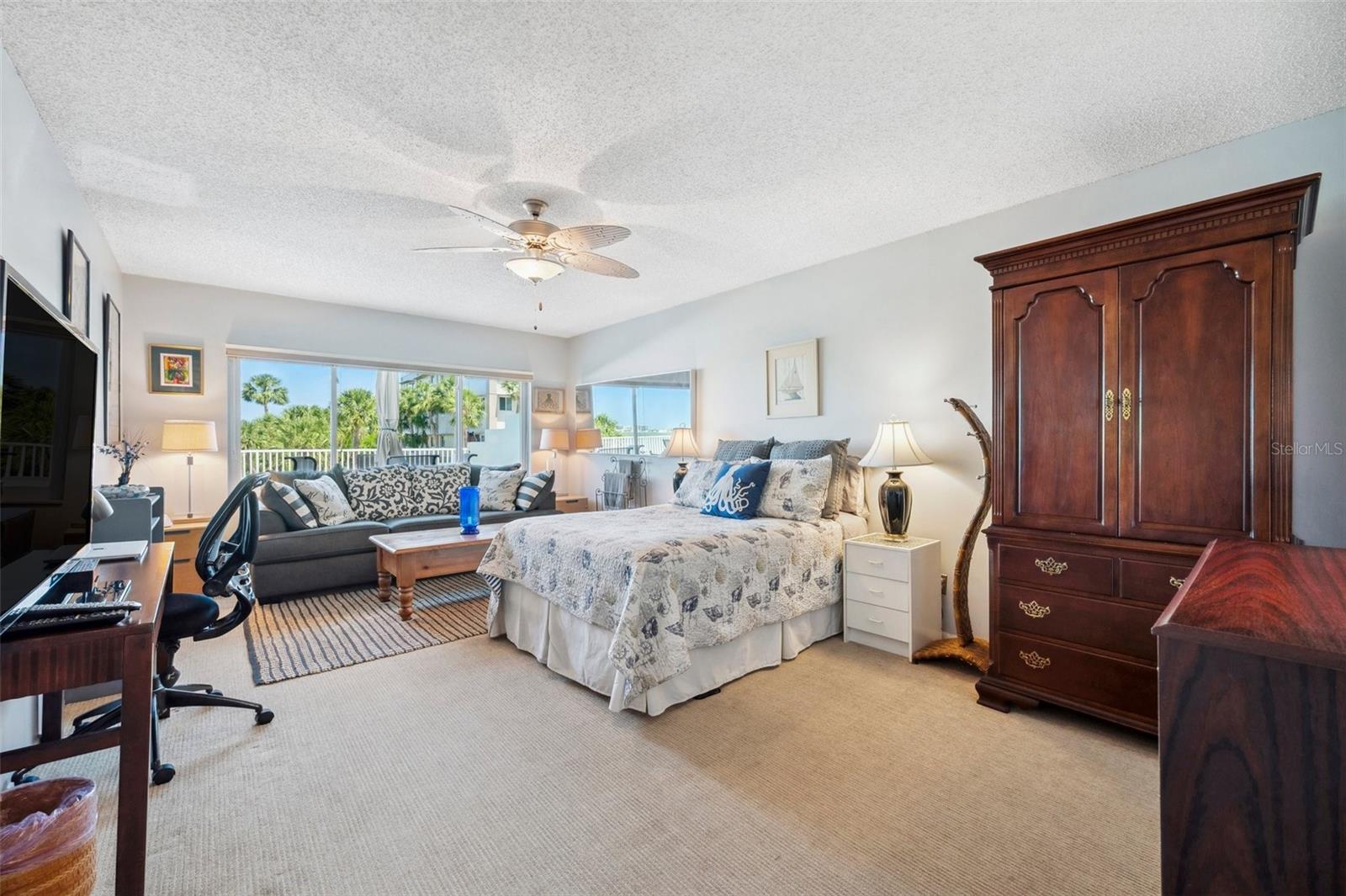 Image 25 of 69 For 100 Bluff View Drive 104a