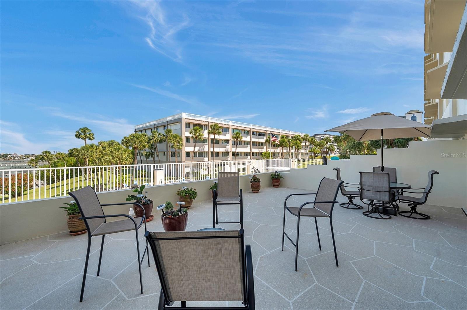 Image 48 of 69 For 100 Bluff View Drive 104a