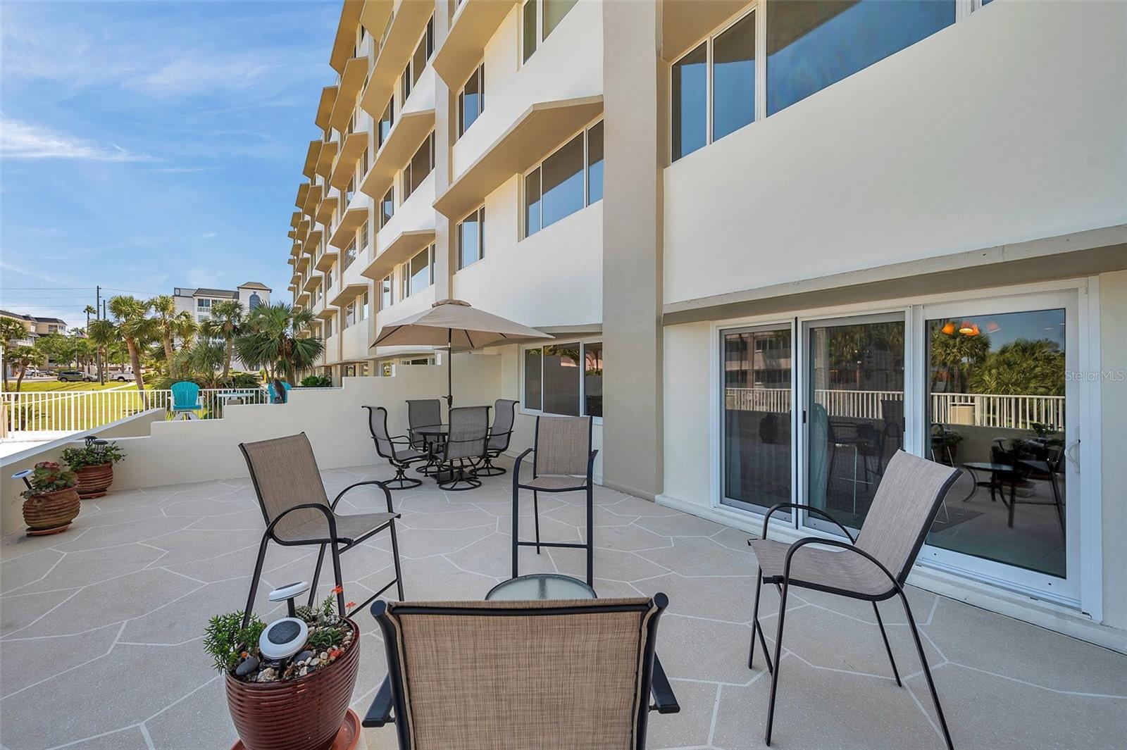 Image 49 of 69 For 100 Bluff View Drive 104a