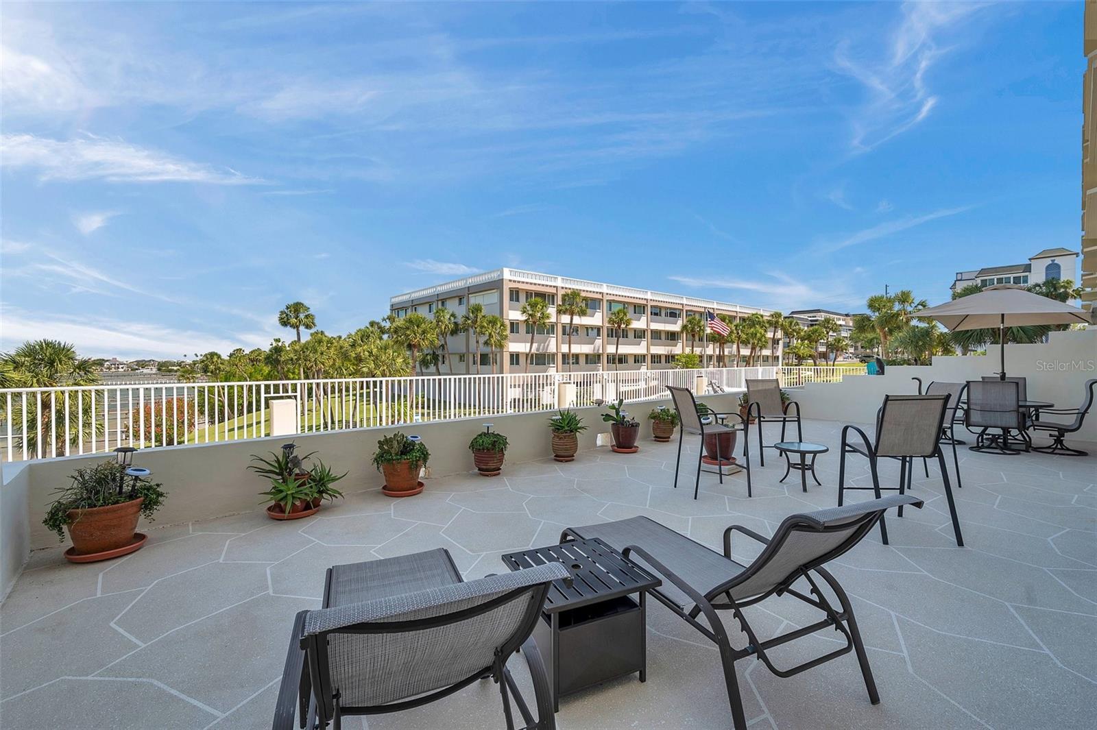 Image 51 of 69 For 100 Bluff View Drive 104a