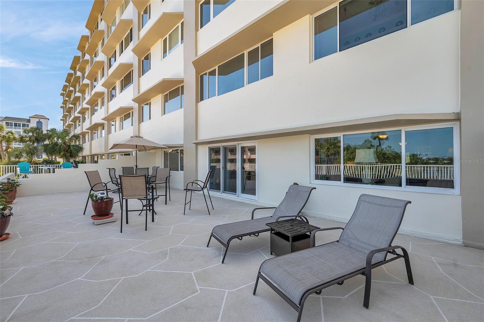 Image 52 of 69 For 100 Bluff View Drive 104a