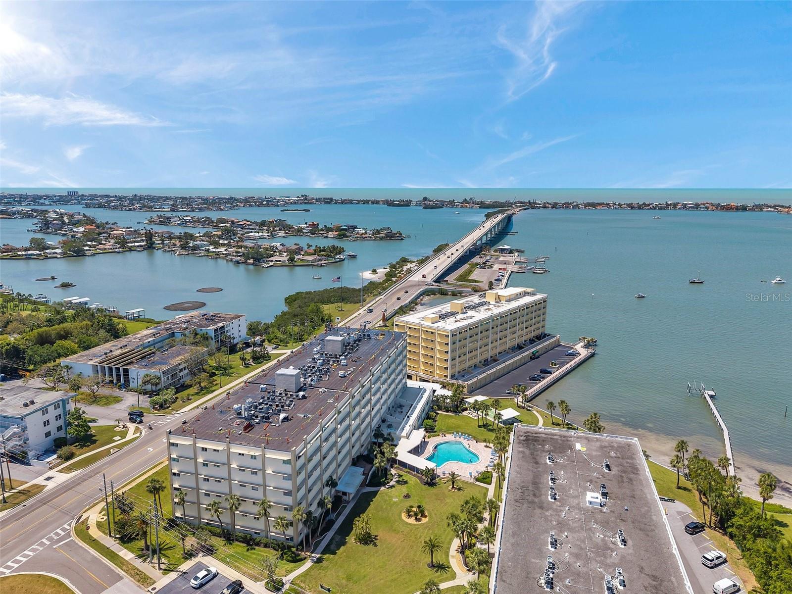 Image 6 of 69 For 100 Bluff View Drive 104a