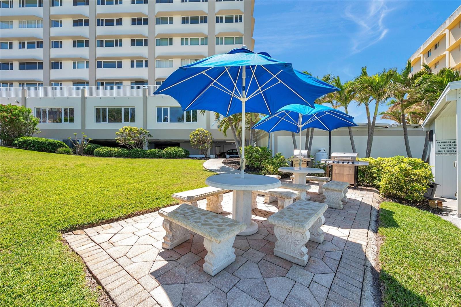 Image 64 of 69 For 100 Bluff View Drive 104a