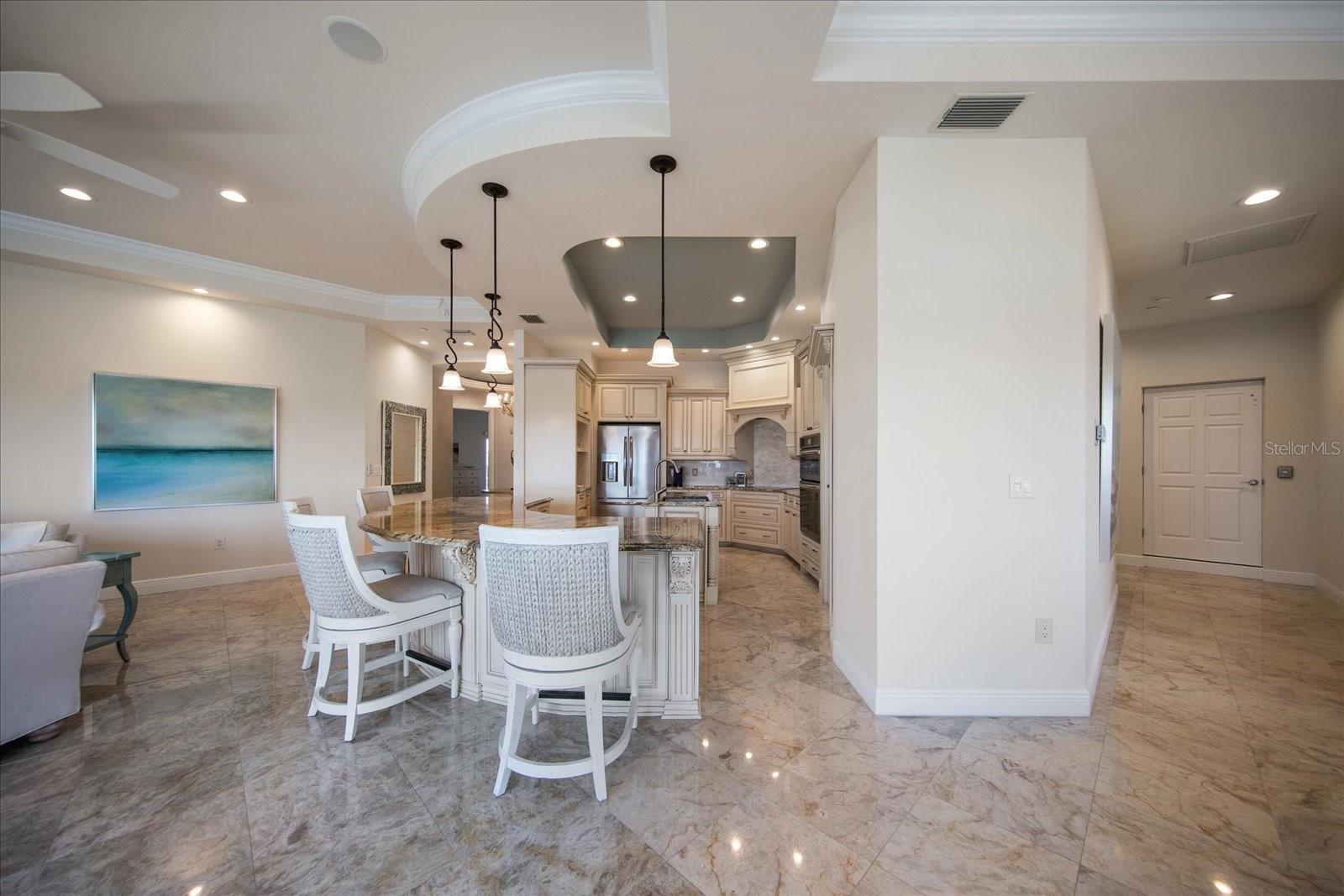 Image 4 of 38 For 205 Brightwater Drive 401