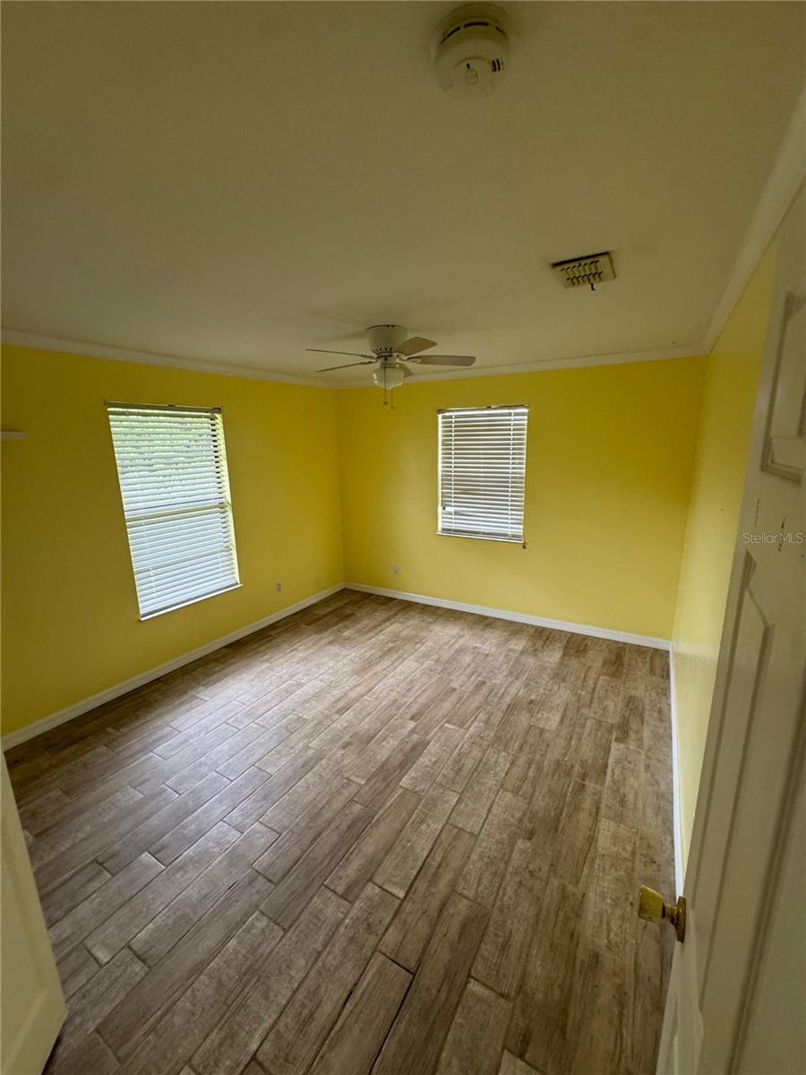 Image 8 of 16 For 490 14th Street Sw