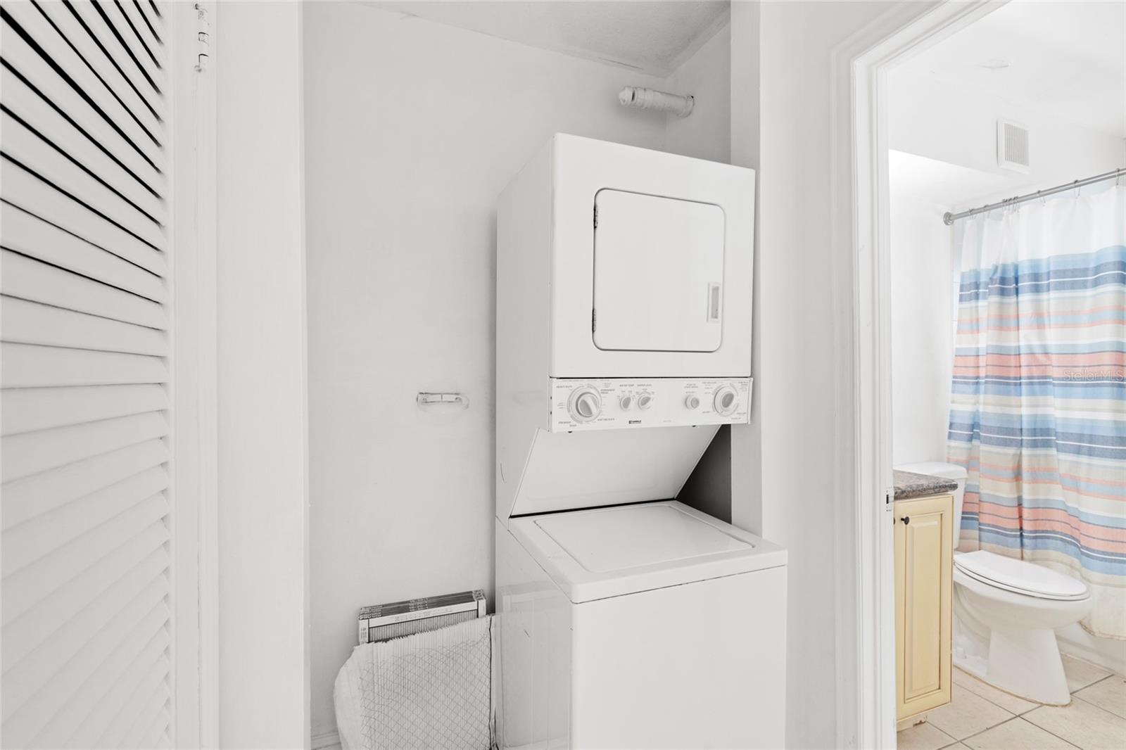 Image 19 of 21 For 817 Lighthouse Drive Unit A