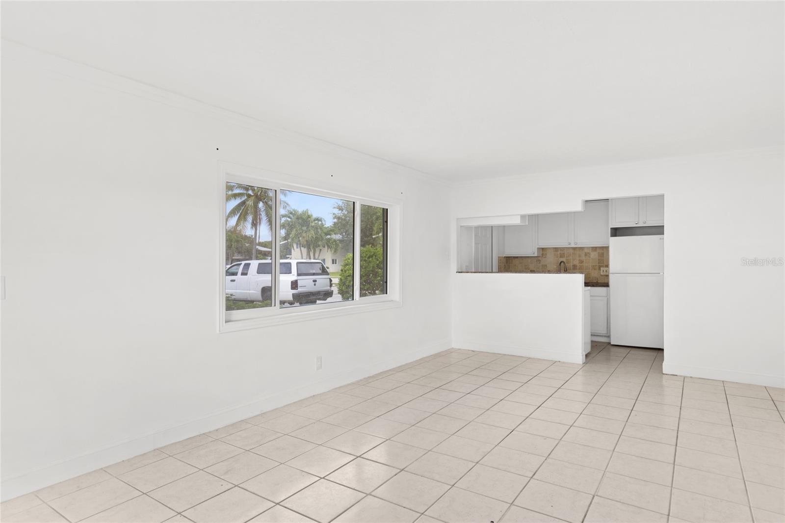 Image 6 of 21 For 817 Lighthouse Drive Unit A
