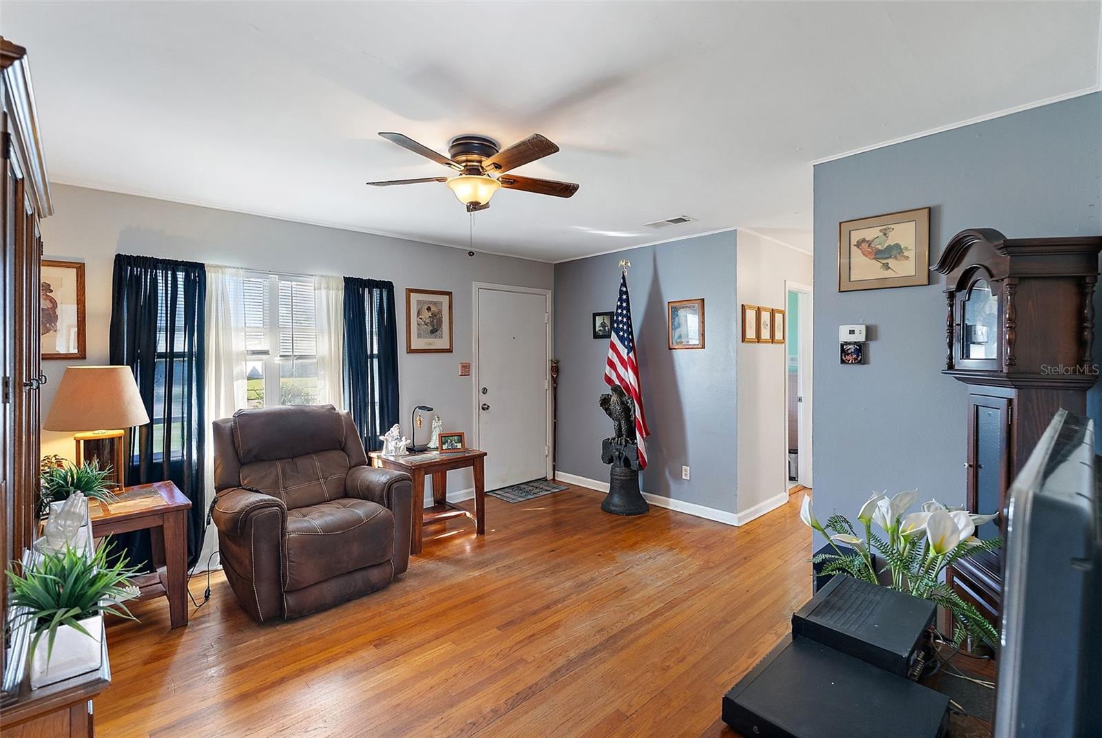 Image 5 of 28 For 1301 56th Avenue N