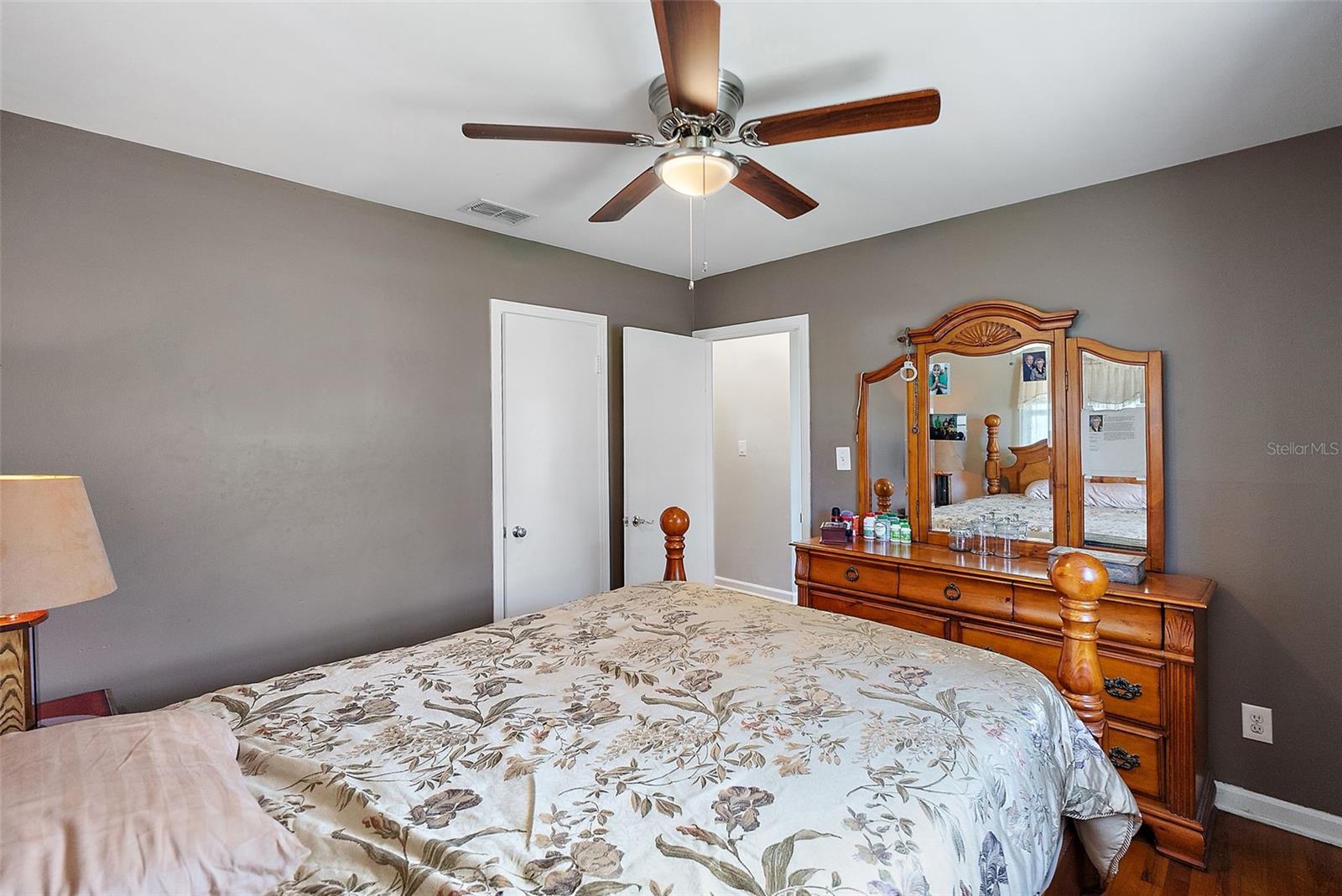 Image 8 of 28 For 1301 56th Avenue N