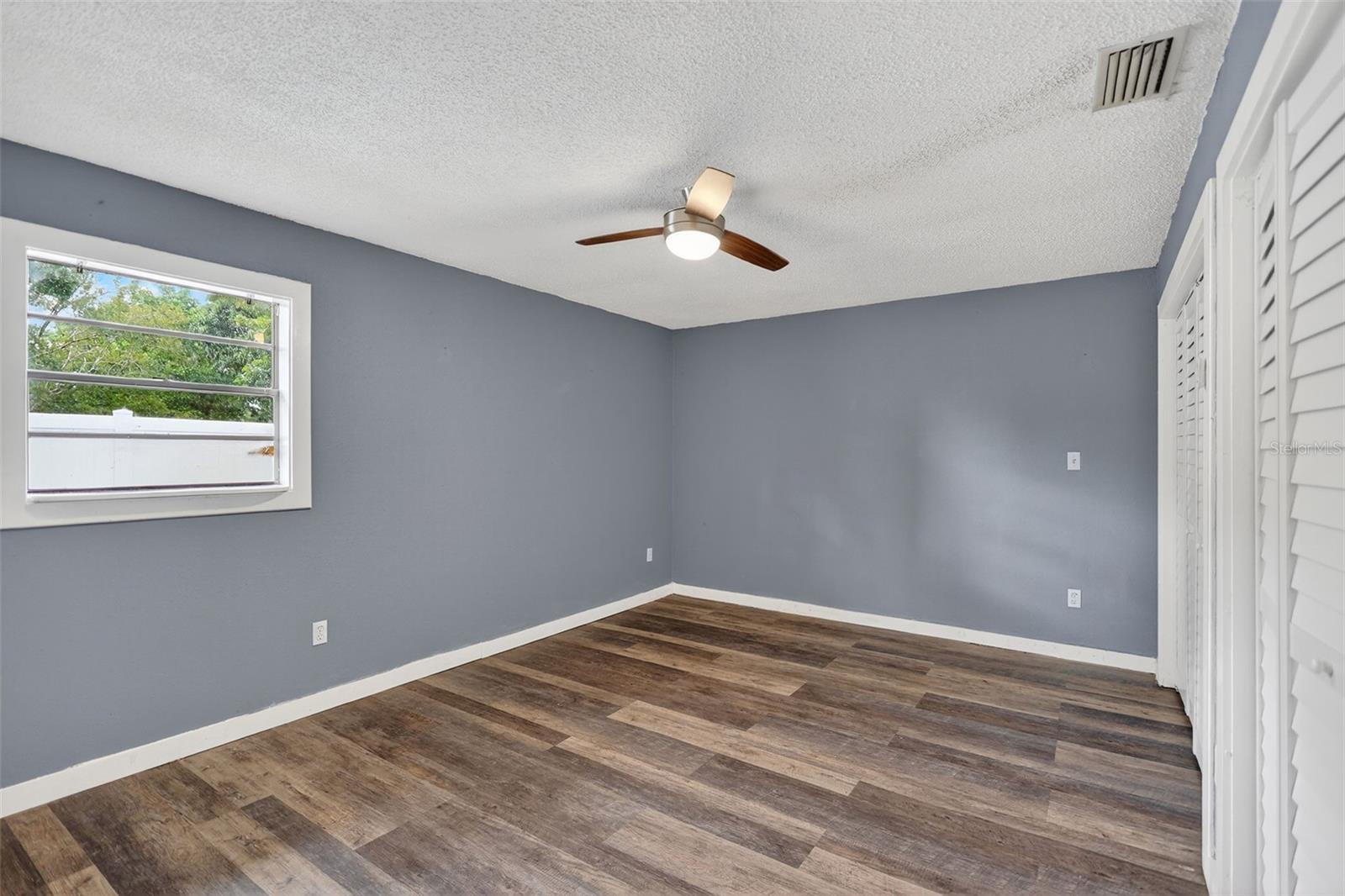 Image 15 of 32 For 6220 Thorpe Street