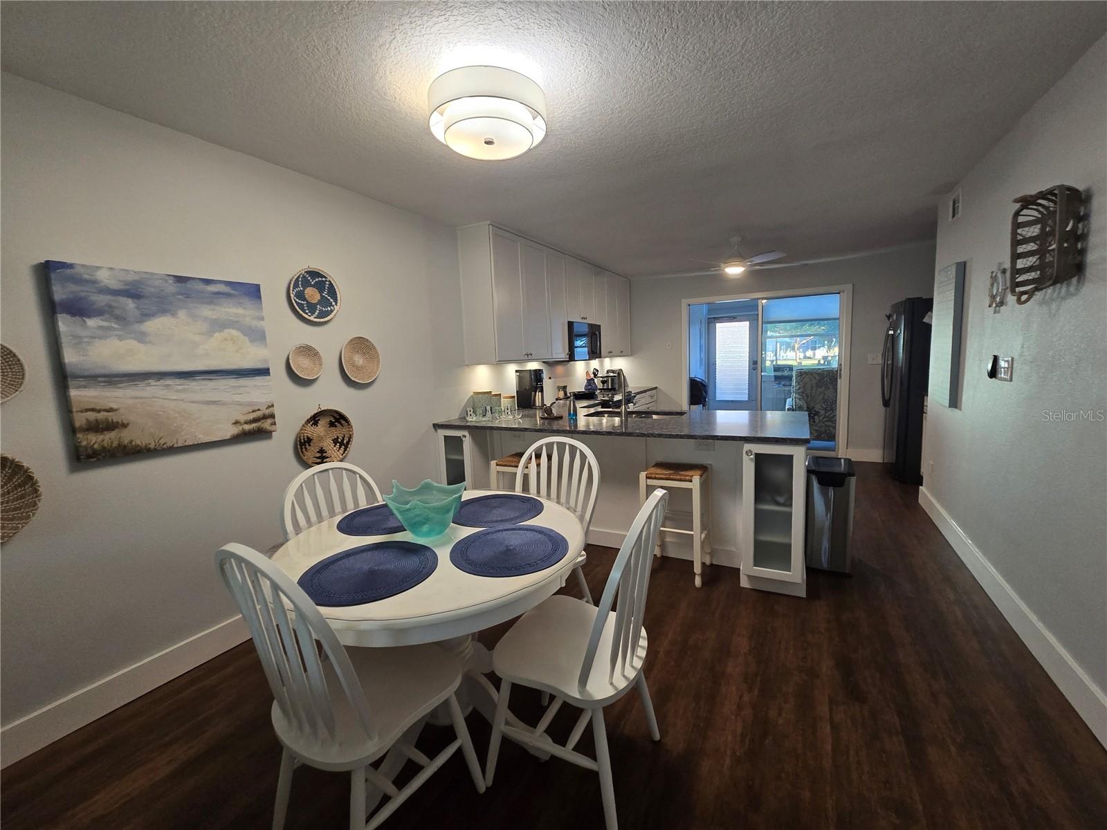 Image 8 of 33 For 211 Pasadena Avenue N 107