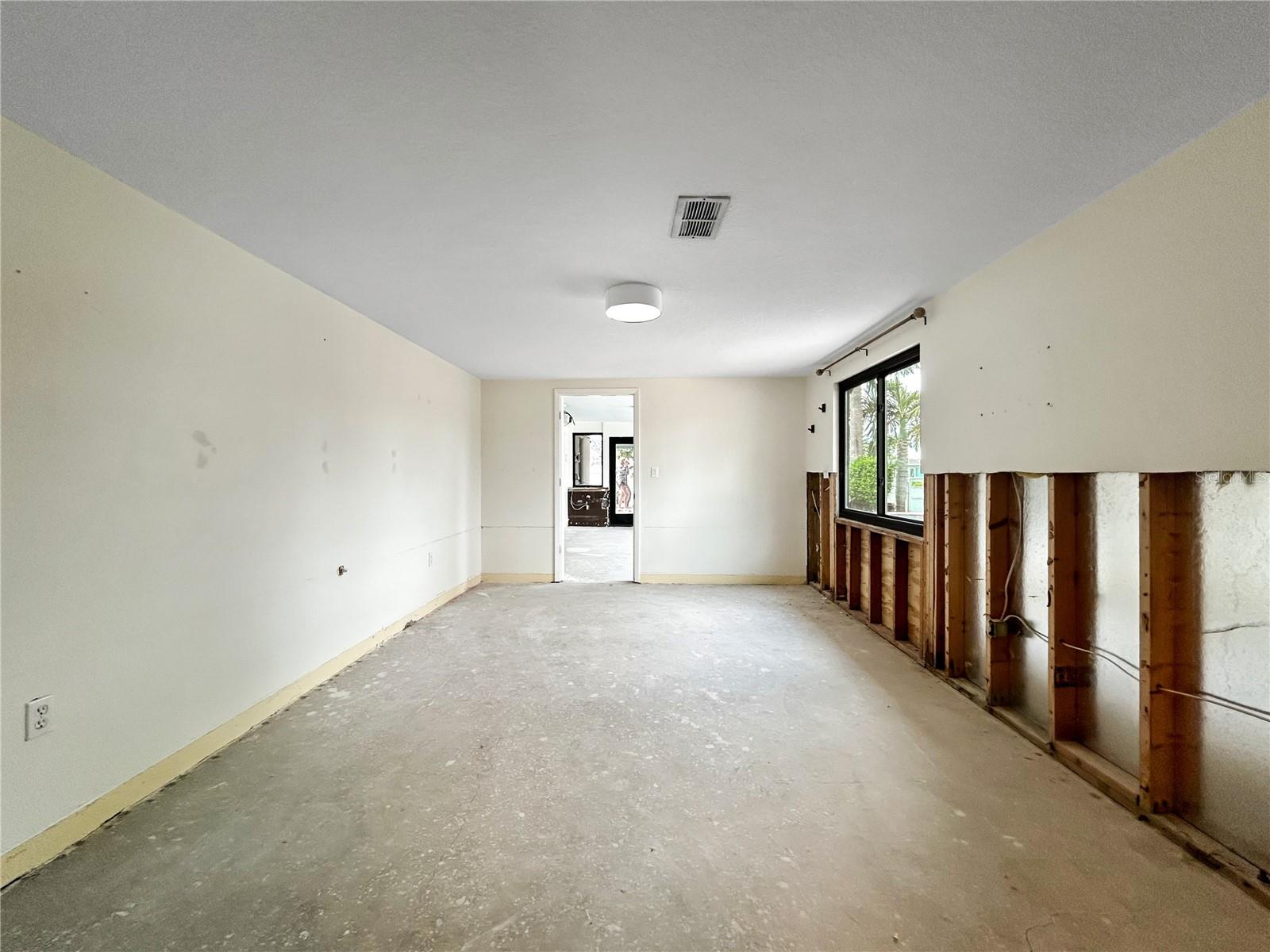 Image 14 of 34 For 7861 1st Avenue S