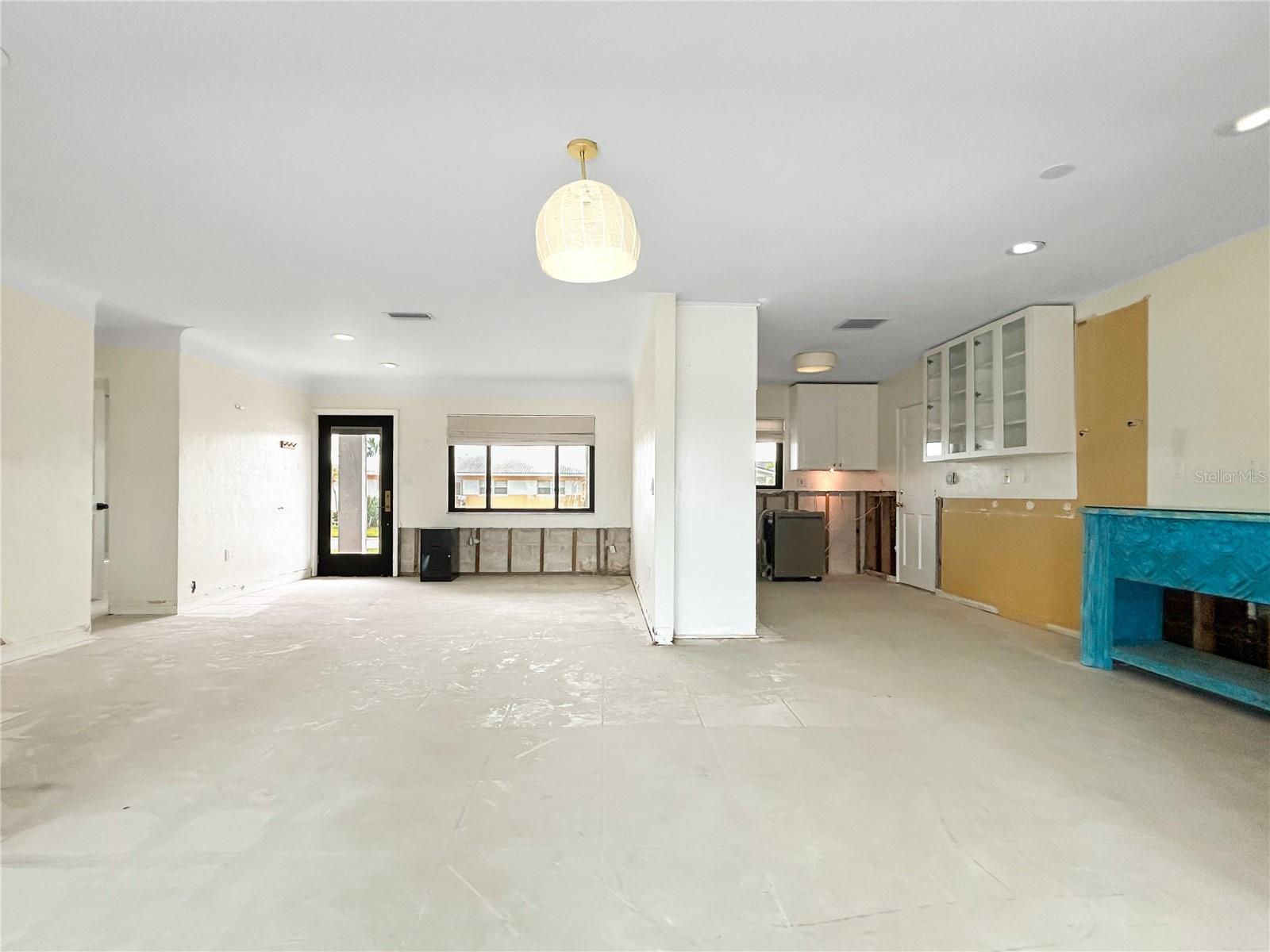 Image 8 of 34 For 7861 1st Avenue S