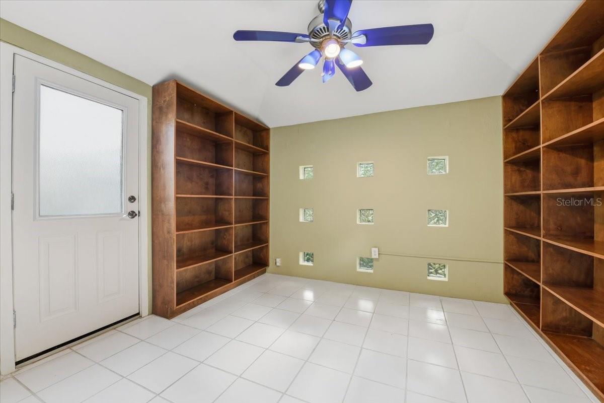 Image 25 of 62 For 2713 Chambray Lane