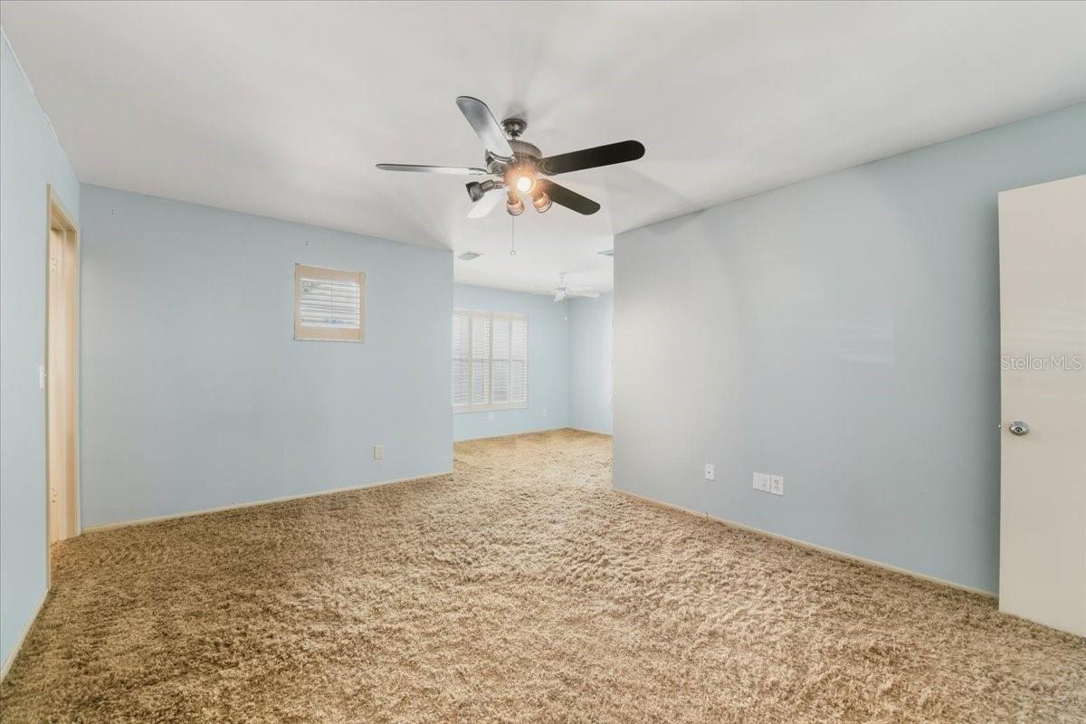 Image 41 of 62 For 2713 Chambray Lane