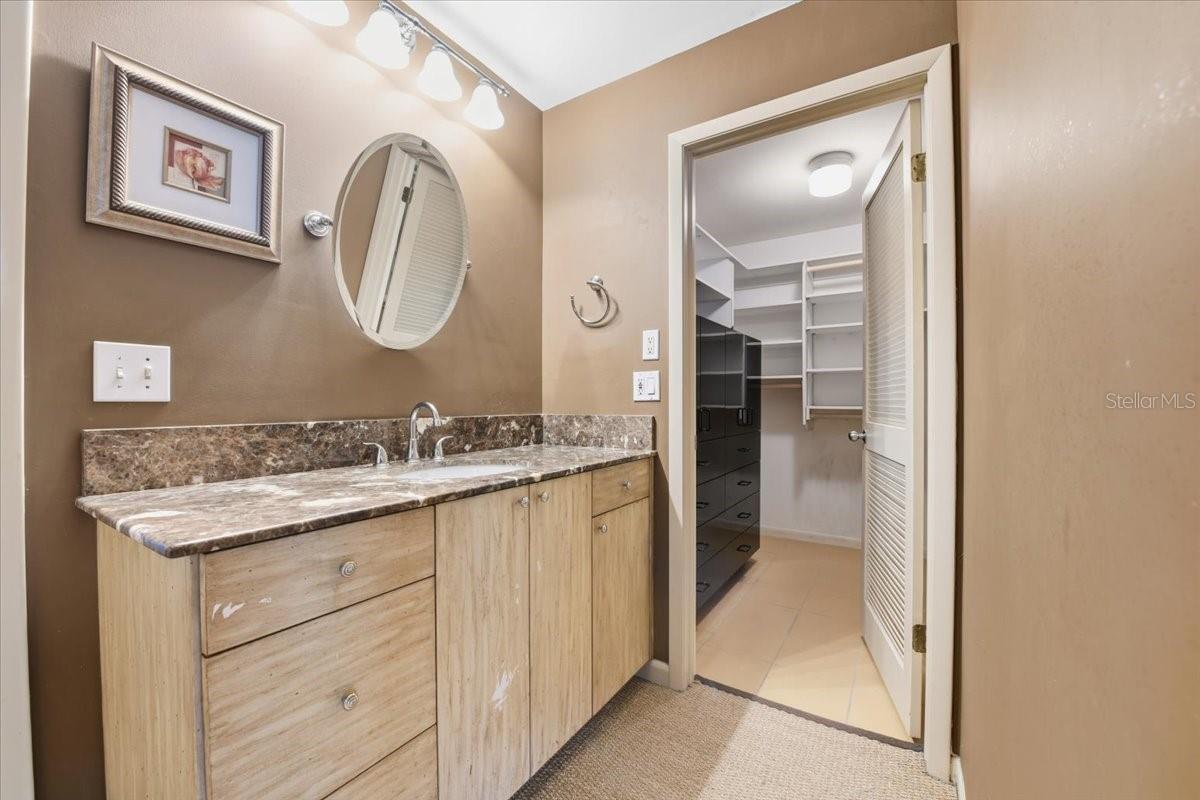 Image 42 of 62 For 2713 Chambray Lane