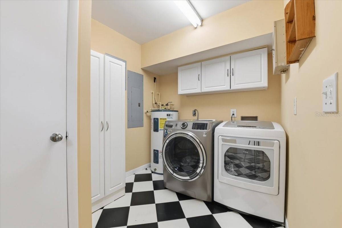Image 48 of 62 For 2713 Chambray Lane