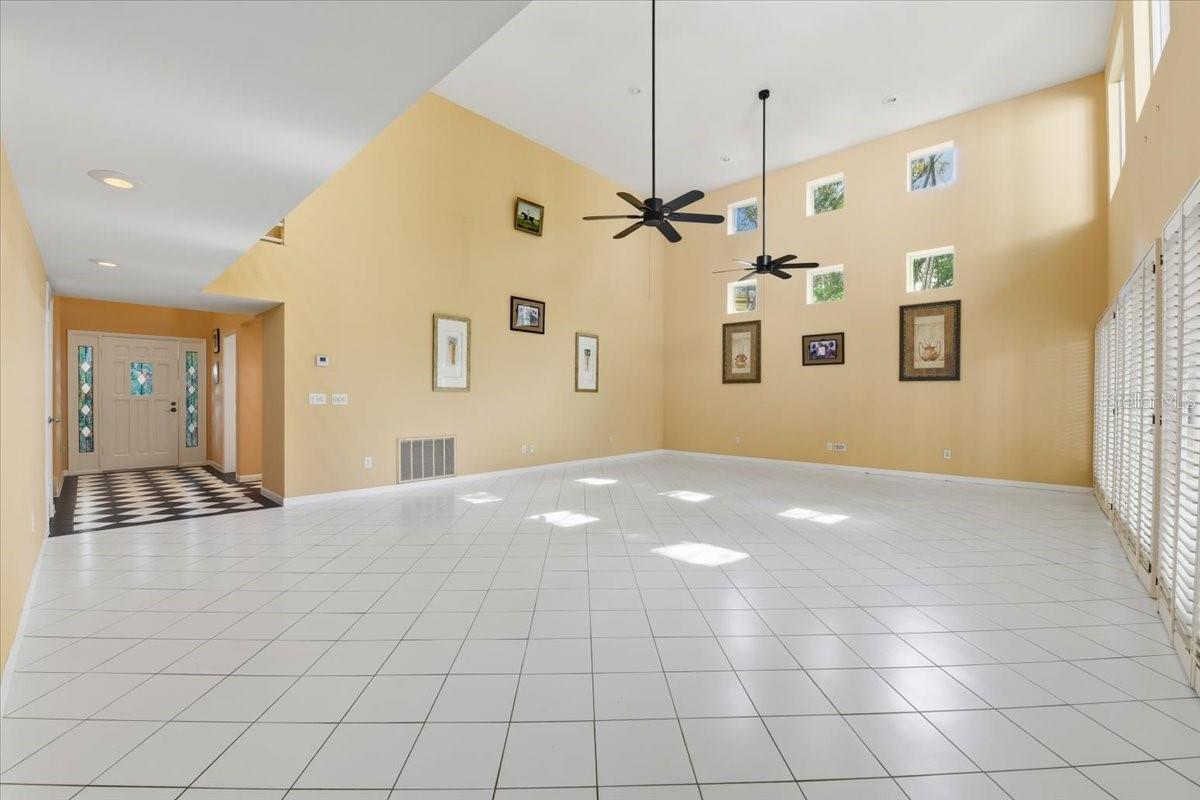 Image 9 of 62 For 2713 Chambray Lane