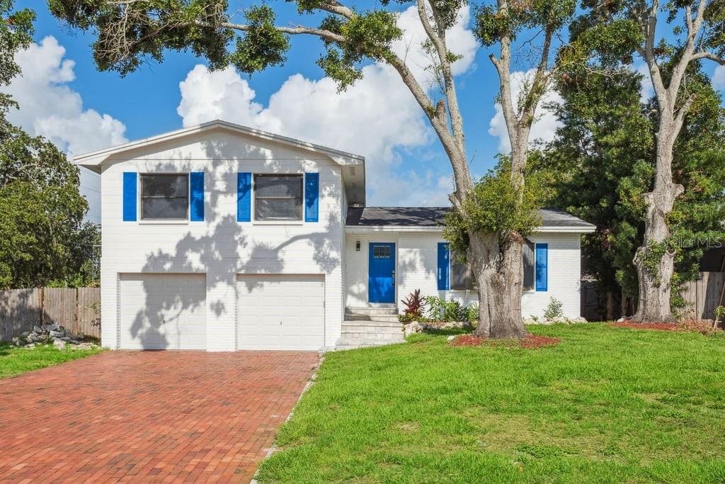 Details for 8200 136th Street, SEMINOLE, FL 33776