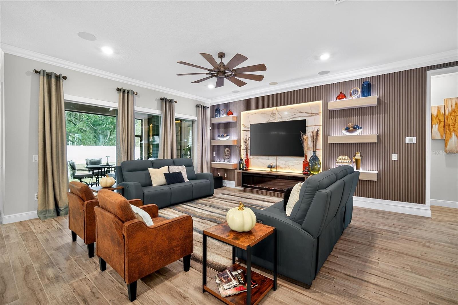 Listing photo id 7 for 7536 Ashbrooke Pine Loop