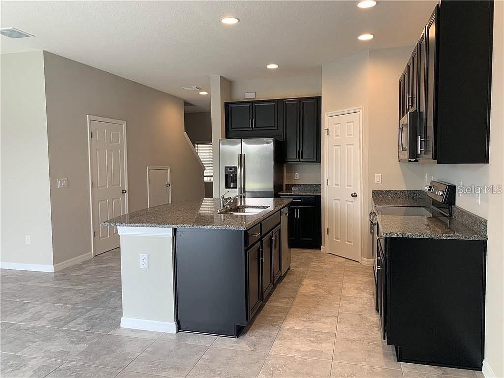 Image 6 of 11 For 7042 Grand Elm Drive