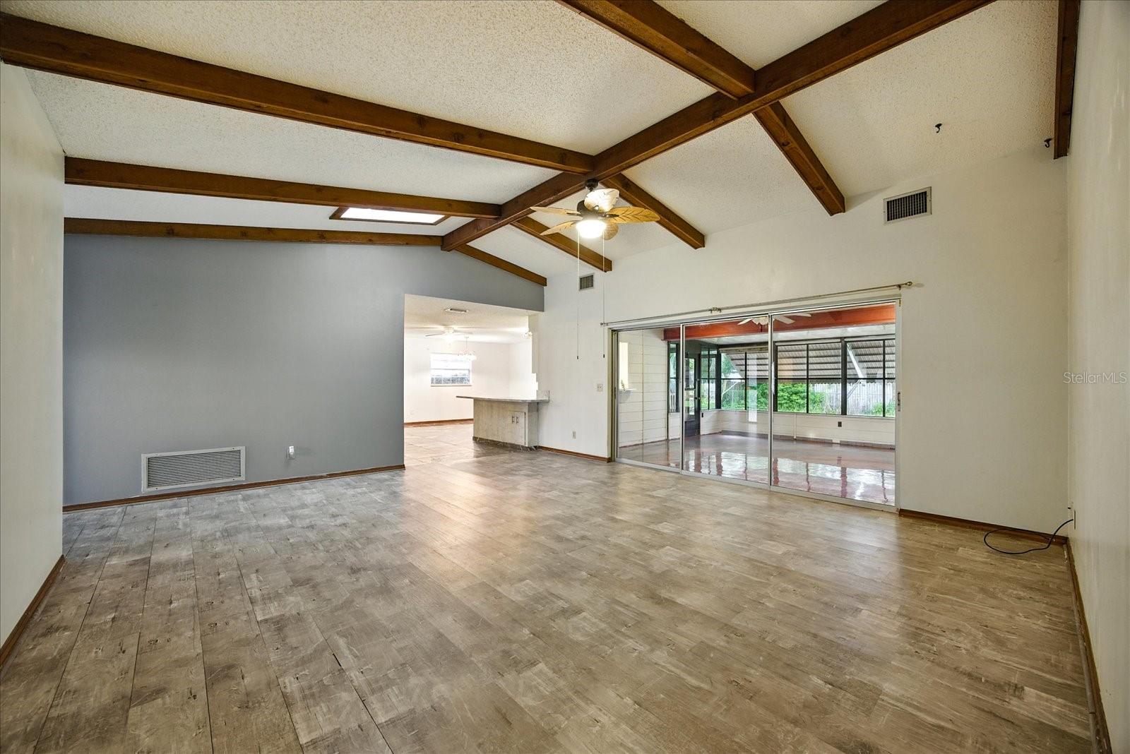 Image 3 of 25 For 4262 Centennial Avenue