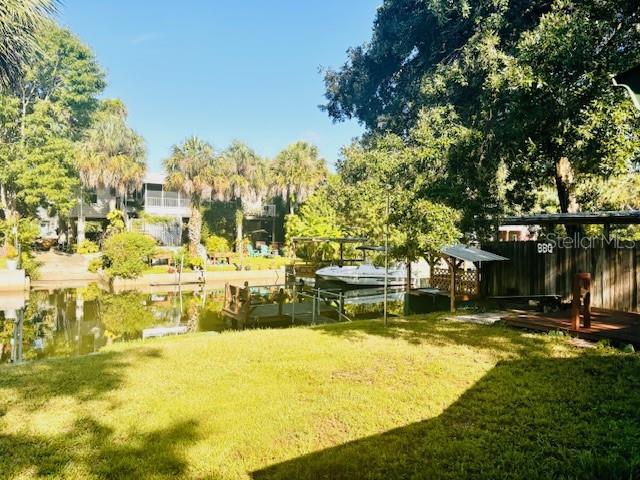 Image 13 of 18 For 6125 Beacon Point Drive