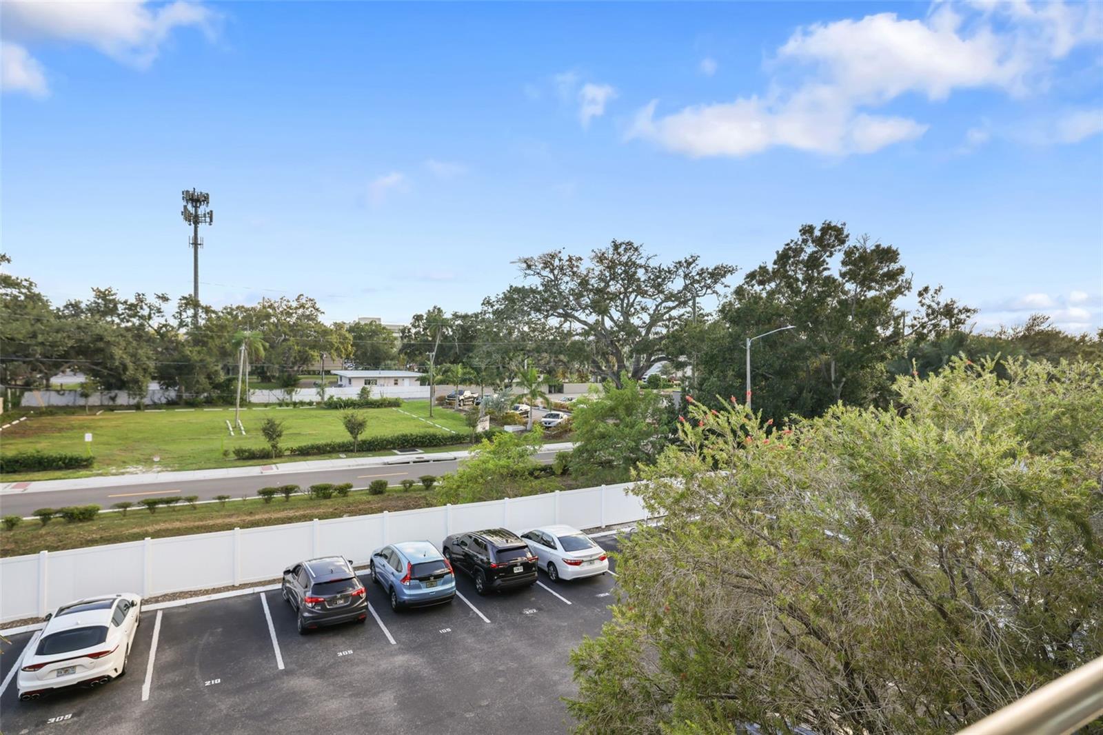 Image 17 of 22 For 4000 3rd Street N 305