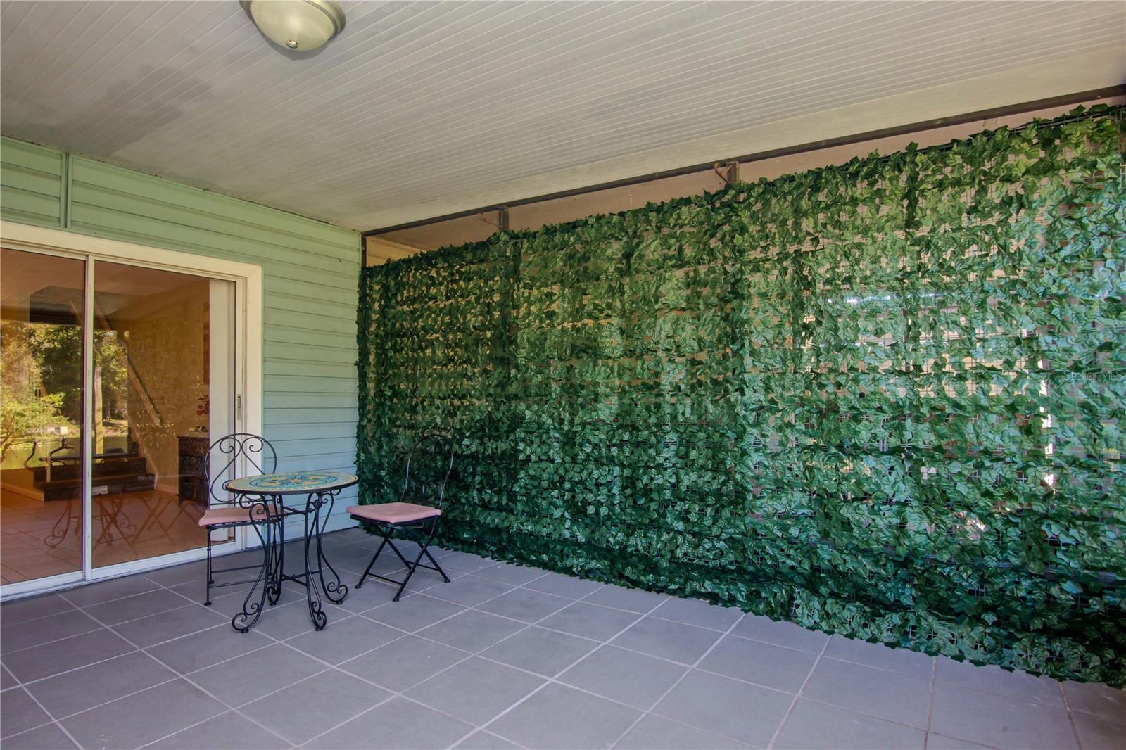 Image 22 of 25 For 16112 Rambling Vine Drive W