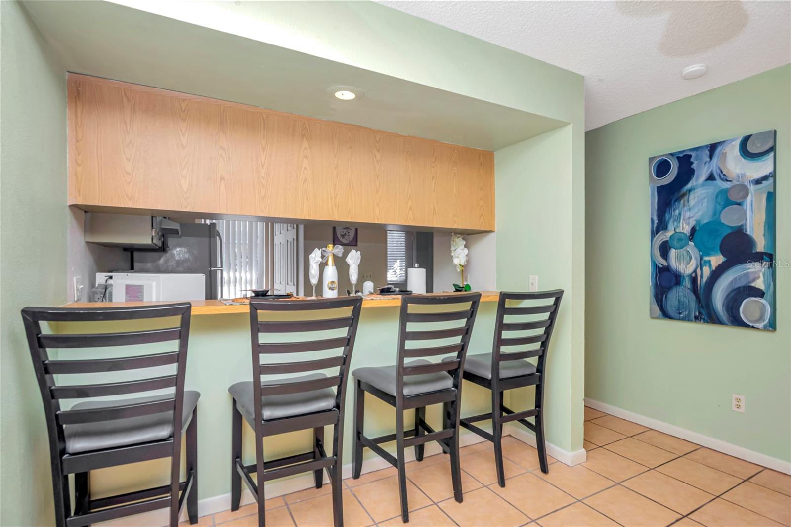 Image 6 of 25 For 16112 Rambling Vine Drive W