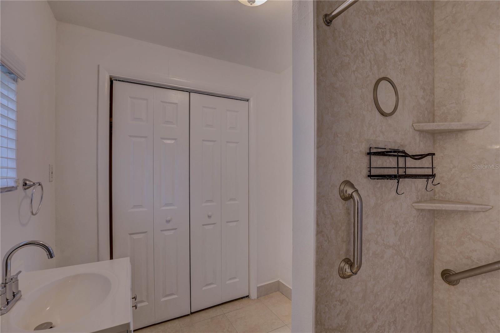 Image 18 of 51 For 3230 51st Street N
