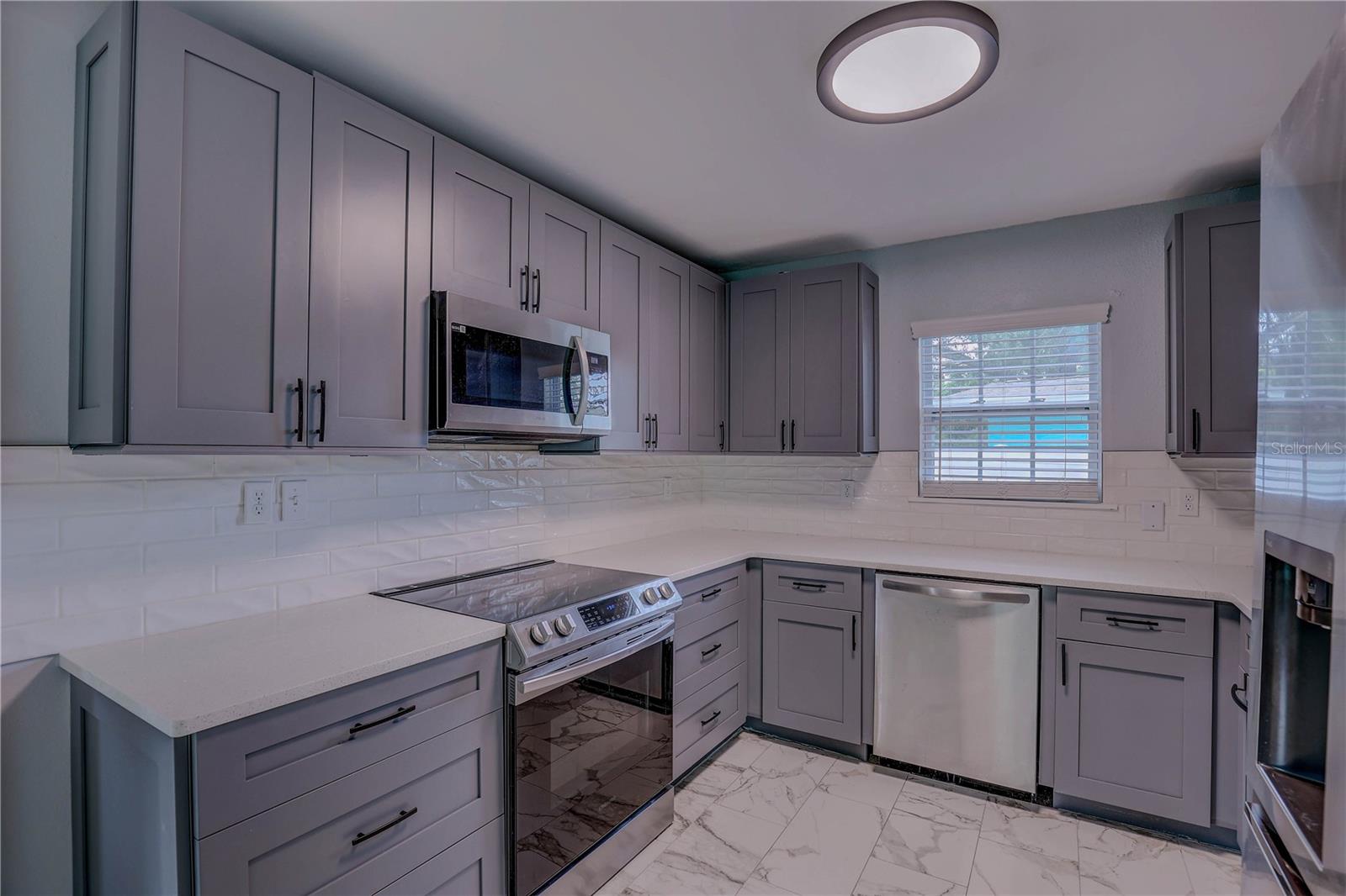 Image 22 of 51 For 3230 51st Street N