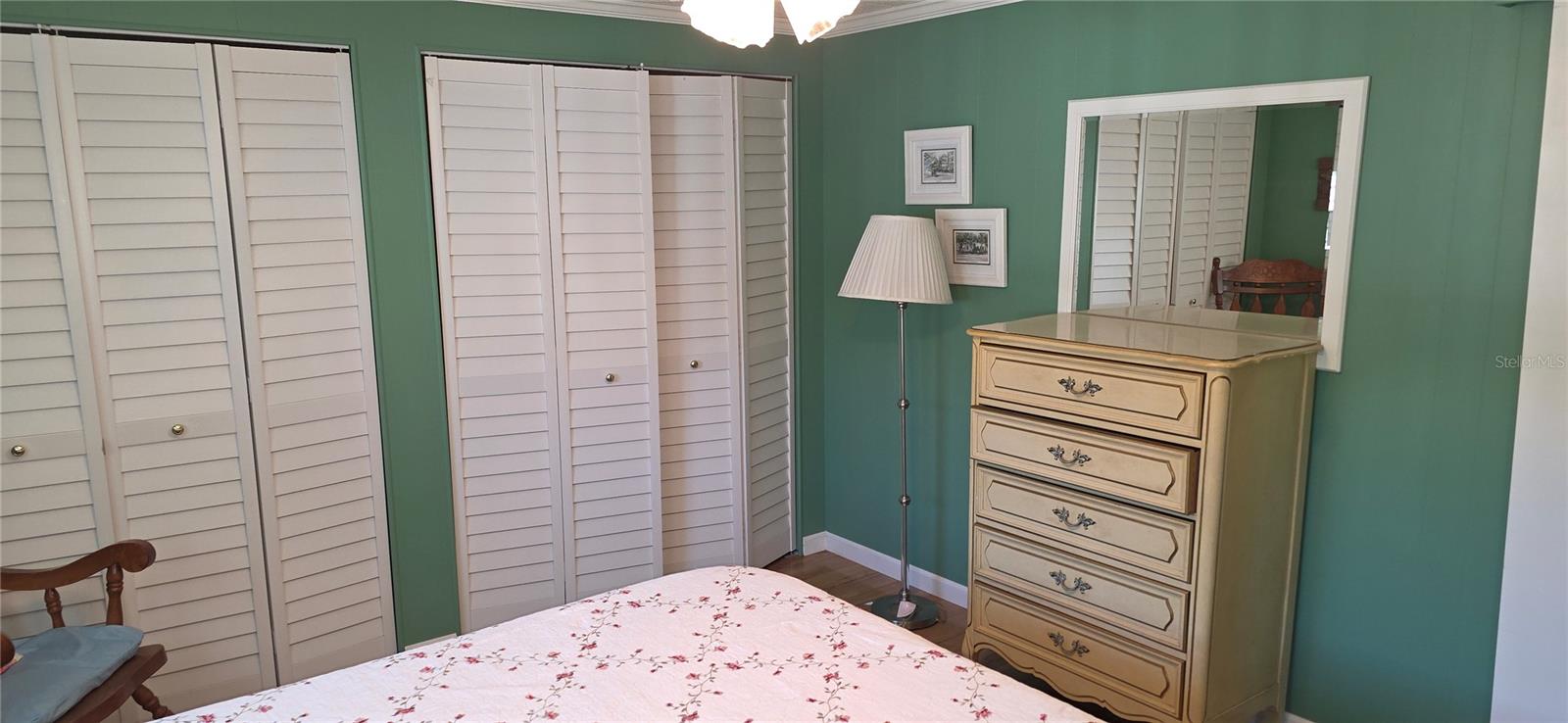 Listing photo id 15 for 2331 Belleair Road 806